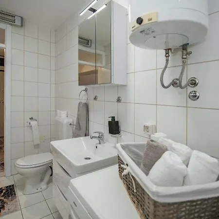 Apartment Bregovi *